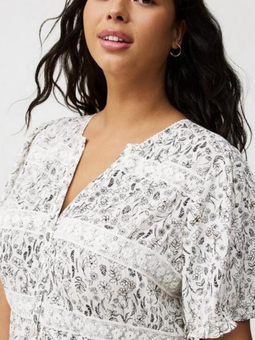 Torrid Maxi Dress Wash Gauze FloralLace Y-Neck Puff Ruffle Sleeves 00 M/L 10 NWT - Picture 2 of 16